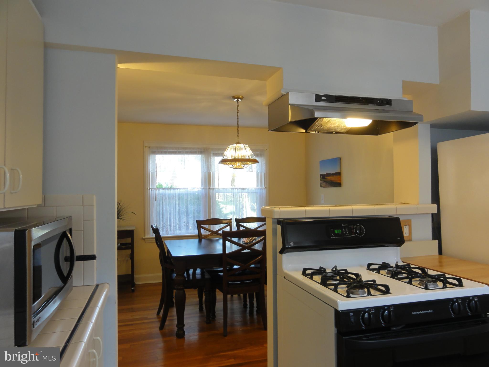 240 Crosshill Road Wynnewood, PA 19096 - Photo 16 of 38