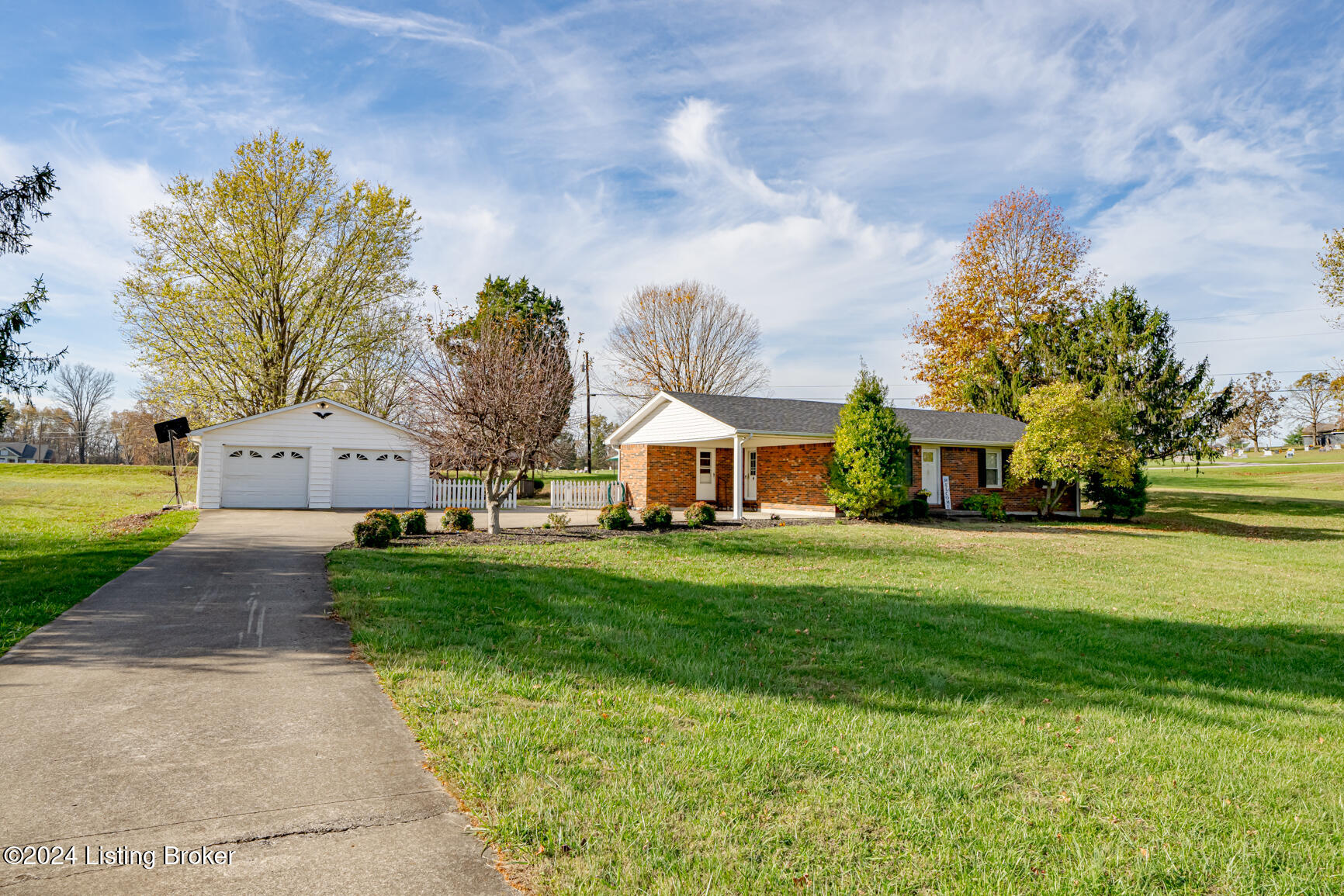 6731 Springfield Road Bardstown, KY 40004 - Photo 2 of 26 2
