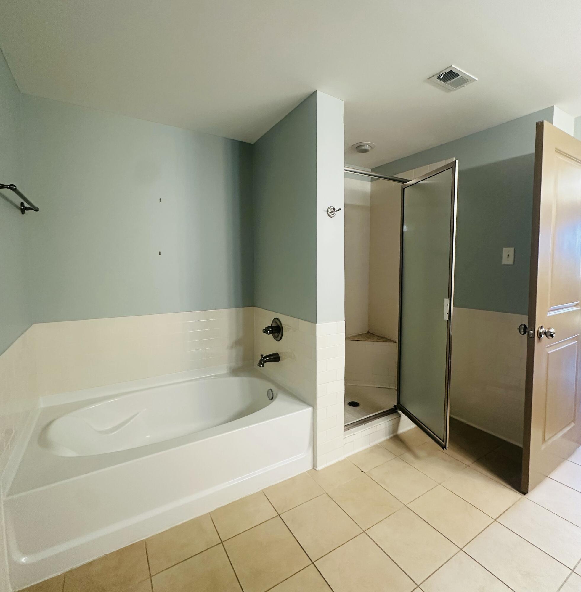 200 Manufacturers Road, Unit 407 Chattanooga, TN 37405 - Photo 16 of 45 FullSizeRender