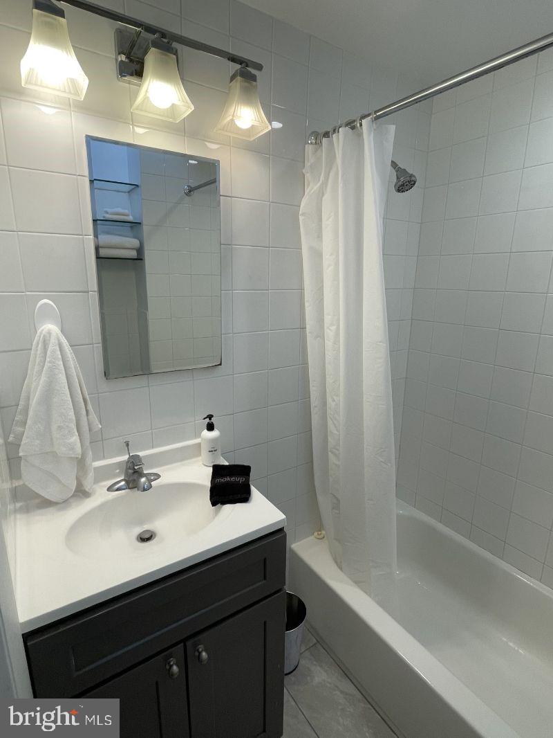 1574 33rd Street Northwest Washington, DC 20007 - Photo 12 of 20