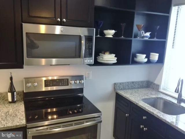 1574 33rd Street Northwest Washington, DC 20007 - Photo 7 of 20