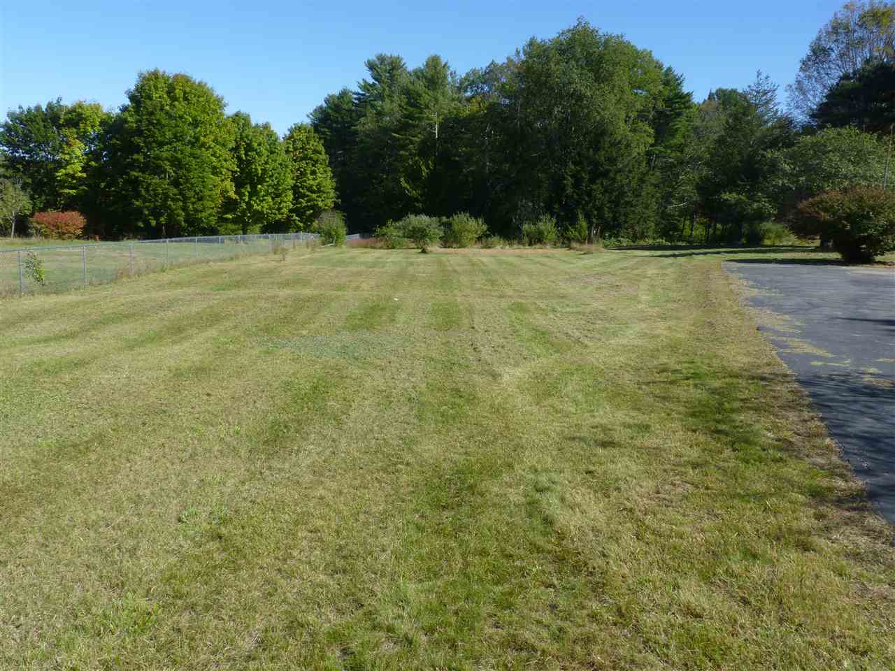 457 Packers Falls Road Lee, NH 03861 - Photo 4 of 10