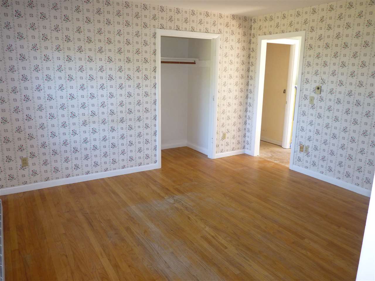 457 Packers Falls Road Lee, NH 03861 - Photo 5 of 10