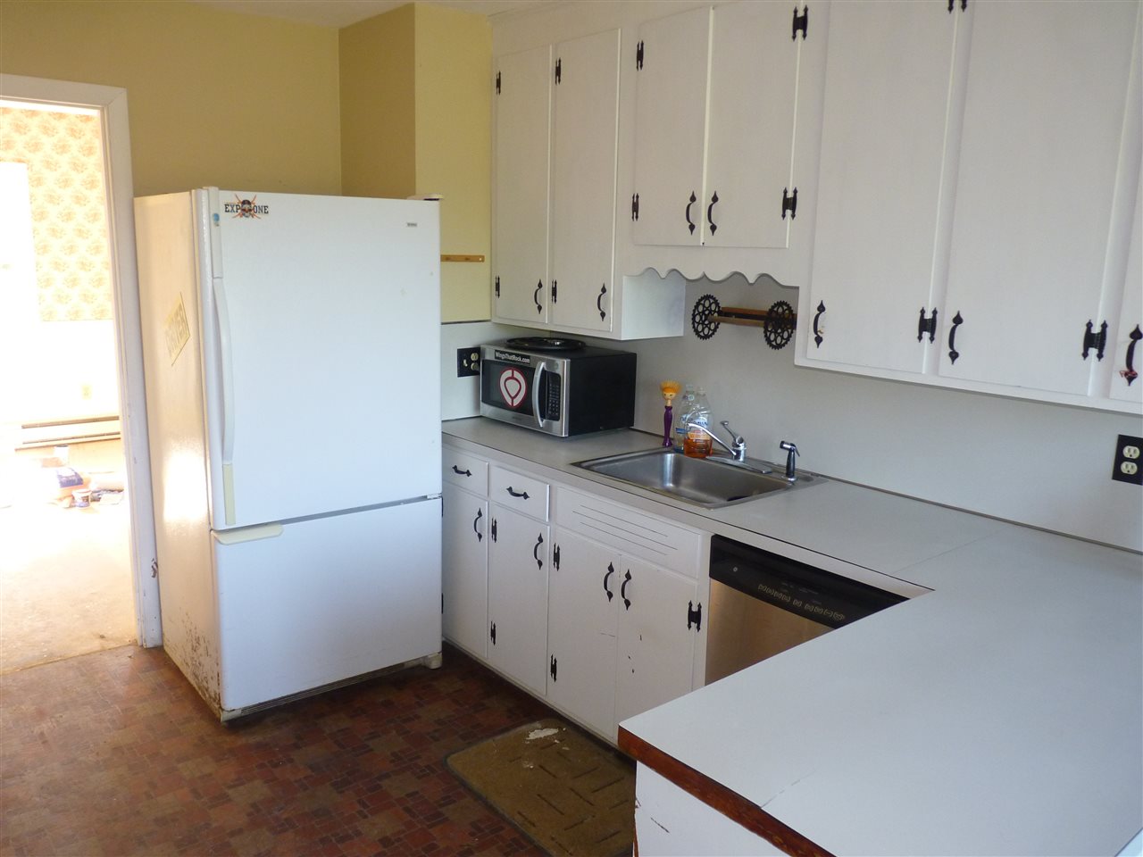 457 Packers Falls Road Lee, NH 03861 - Photo 7 of 10