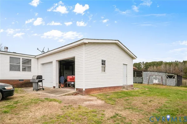 $450,000 | 21921 Boydton Plank Road, McKenney, VA 23872