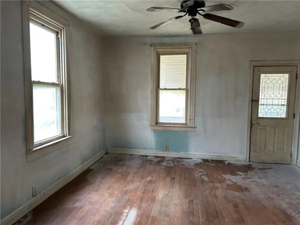 $44,700 | 80 Caldwell Avenue, Washington, PA 15301