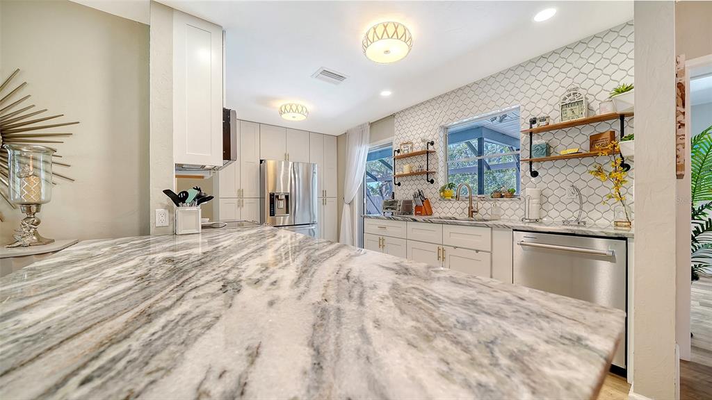 6758 South Lockwood Ridge Road Sarasota, FL 34231 - Photo 16 of 85