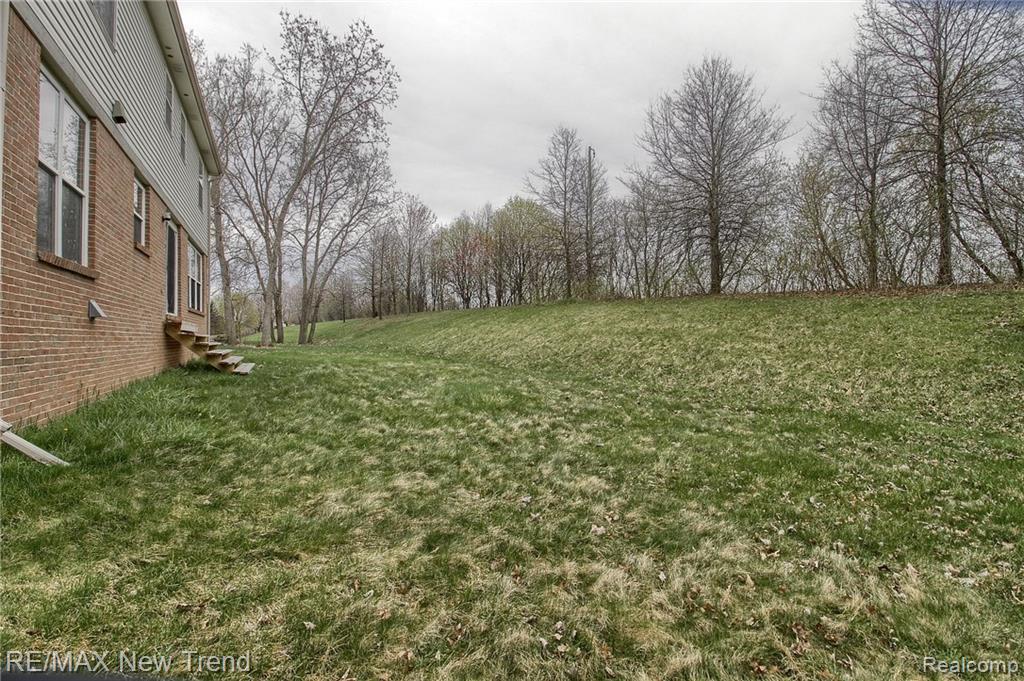 767 Woodfield Way Rochester Hills, MI 48307 - Photo 28 of 29