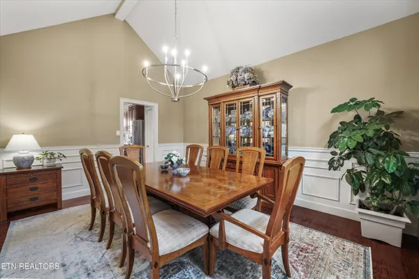 $809,900 | 1826 Peppertree Drive, Alcoa, TN 37701