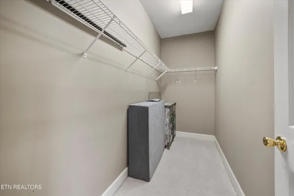 $809,900 | 1826 Peppertree Drive, Alcoa, TN 37701