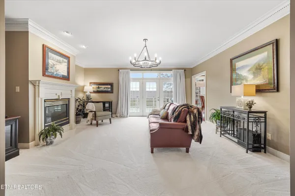 $809,900 | 1826 Peppertree Drive, Alcoa, TN 37701