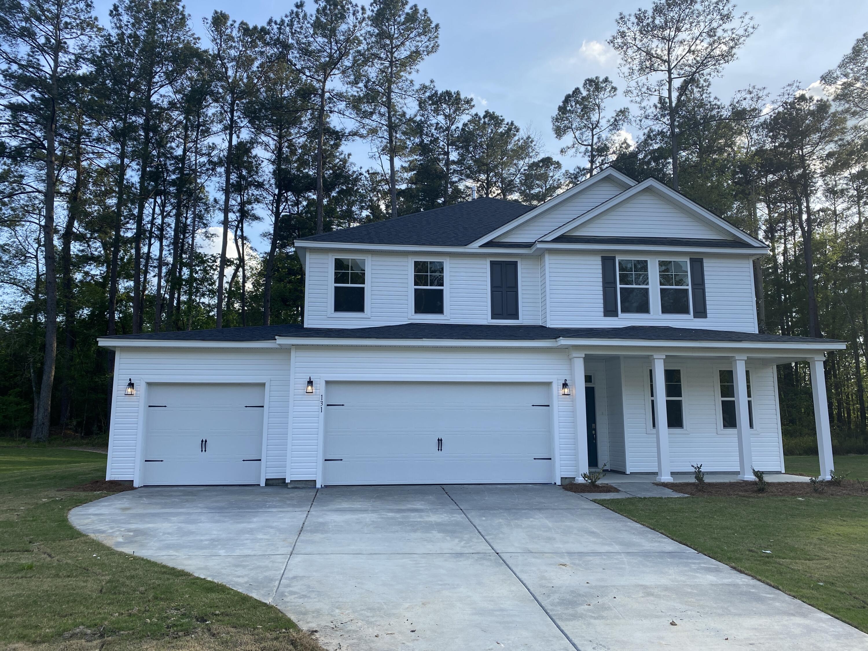131 Kay Street Ridgeville, SC 29472 - Photo 1 of 6 image
