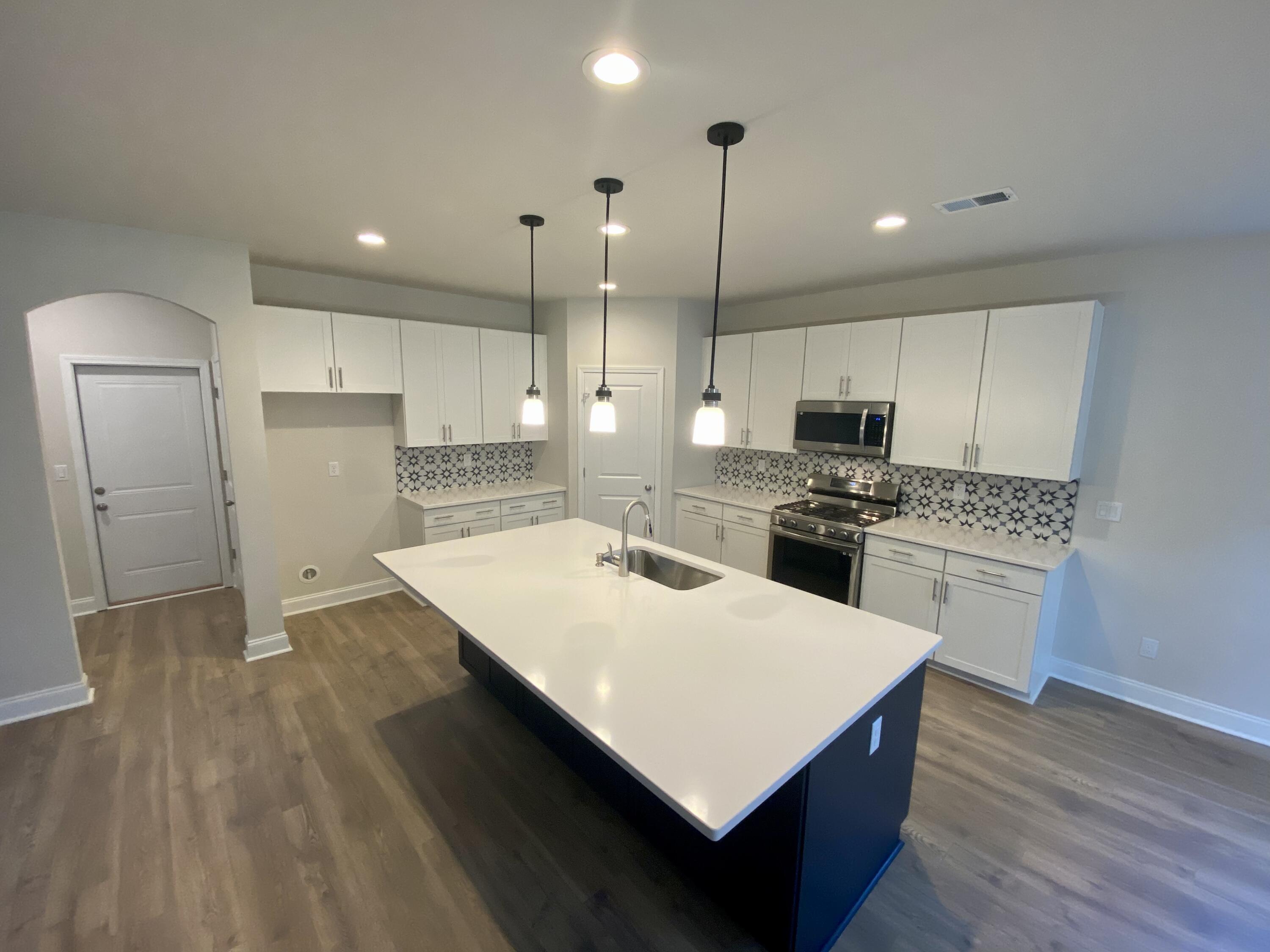 131 Kay Street Ridgeville, SC 29472 - Photo 2 of 6 Kitchen