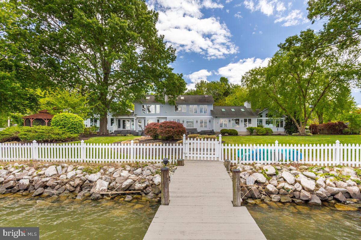 Stunning Home on South Creek in Shady Side MD.
