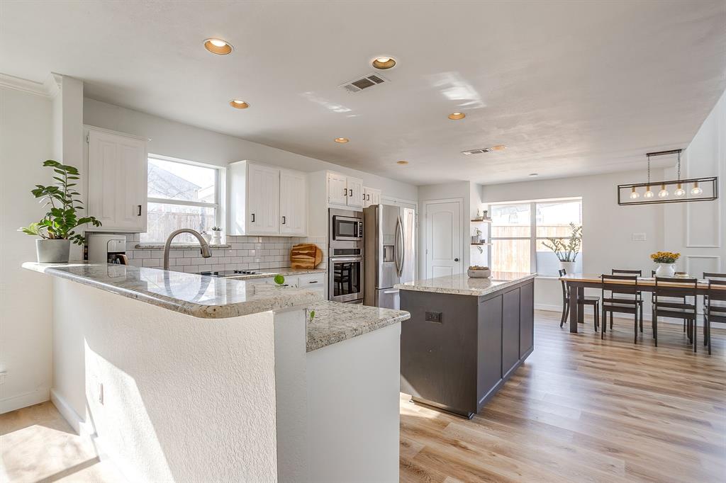 5147 Haydenbend Circle Grapevine, TX 76051 - Photo 16 of 40