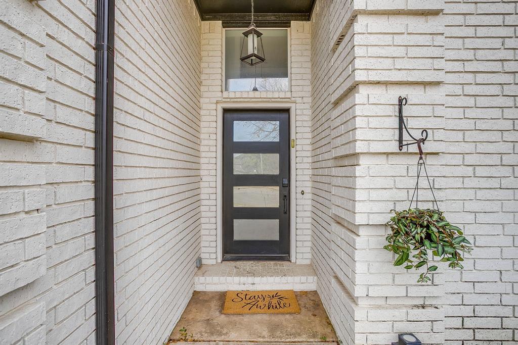 5147 Haydenbend Circle Grapevine, TX 76051 - Photo 4 of 40