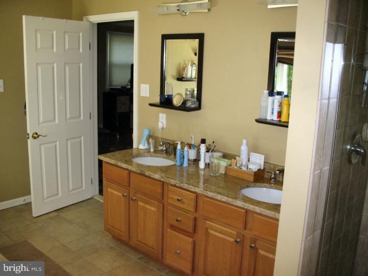 295 Danell Road Wayne, PA 19087 - Photo 11 of 20