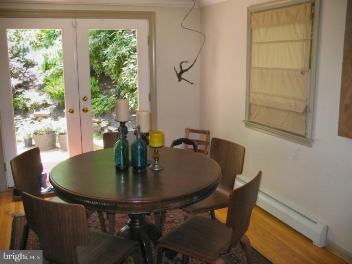 295 Danell Road Wayne, PA 19087 - Photo 4 of 20