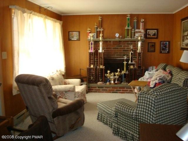 1113 Fern Road Pocono Summit, PA 18346 - Photo 5 of 9 Living Room