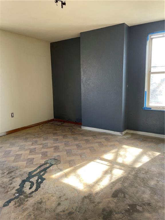 755 Mary Street McKees Rocks, PA 15136 - Photo 14 of 25 Gallery Image 14