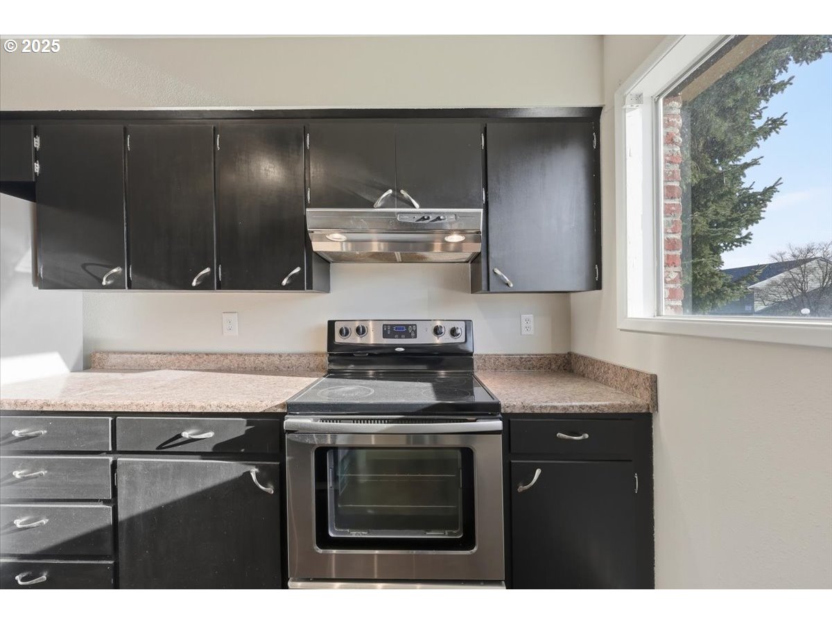 1795 Northeast 19th Street Gresham, OR 97030 - Photo 11 of 28