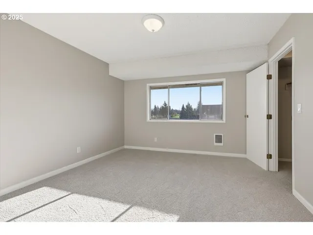 $214,900 | 1795 Northeast 19th Street, Gresham, OR 97030