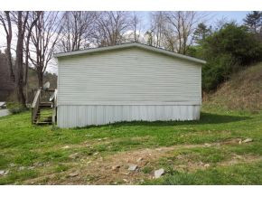 337 Sharps Creek Road Bristol, TN 37620 - Photo 3 of 12 Photo 3