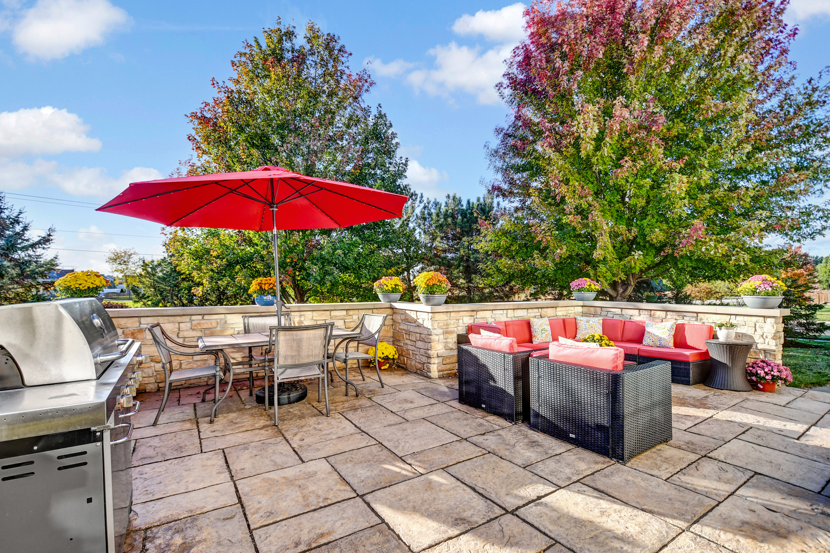 25758 South Basswood Road Channahon, IL 60410 - Photo 37 of 42 an outdoor space with seating