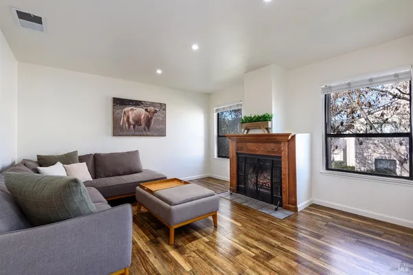 $399,000 | 439 Mission Boulevard, Santa Rosa, CA 95409