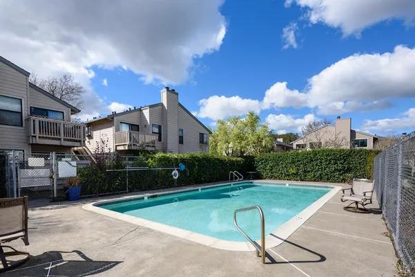 $399,000 | 439 Mission Boulevard, Santa Rosa, CA 95409