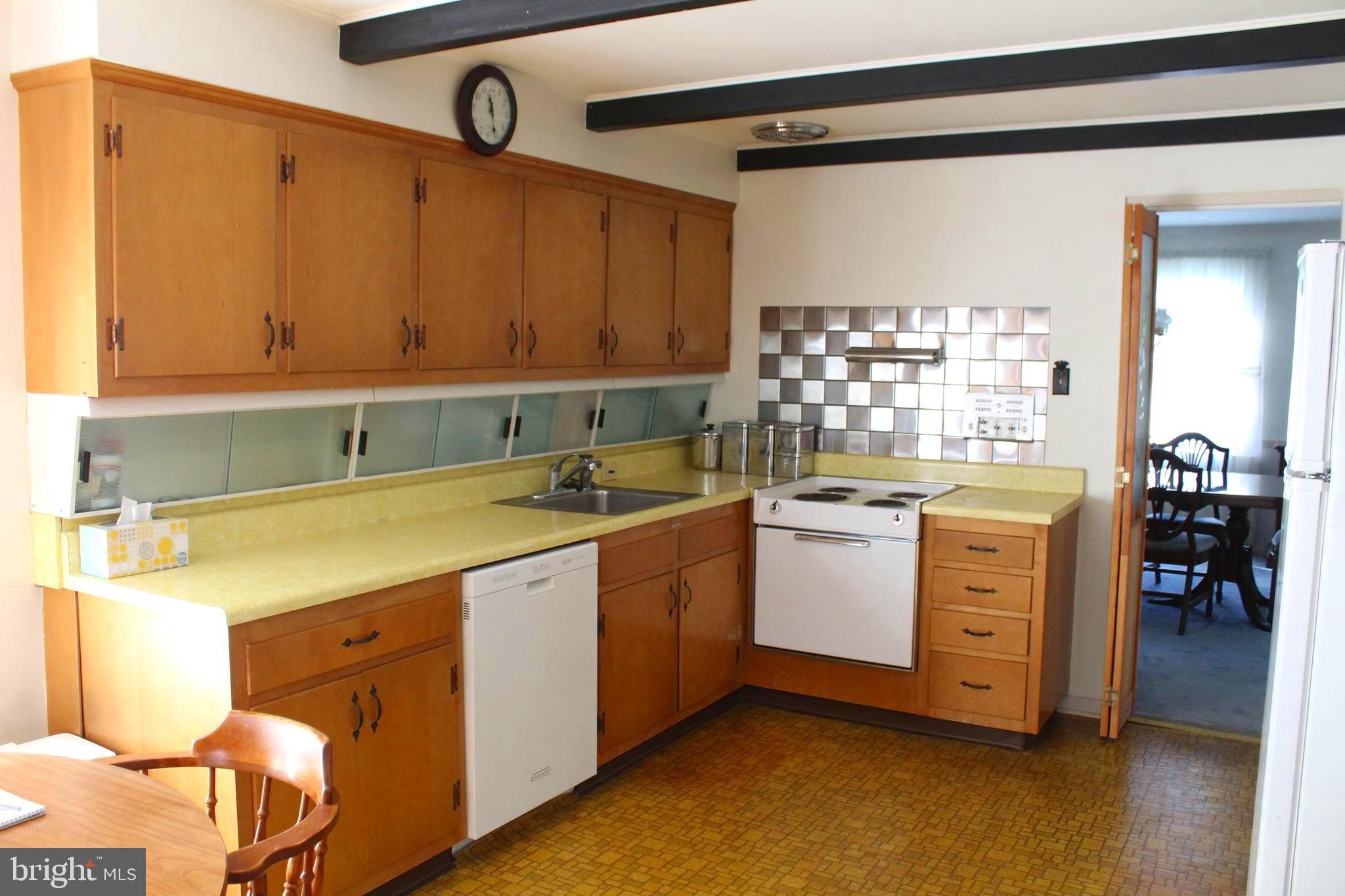 1205 Forge Road Cherry Hill, NJ 08034 - Photo 6 of 22 Eat In Kitchen