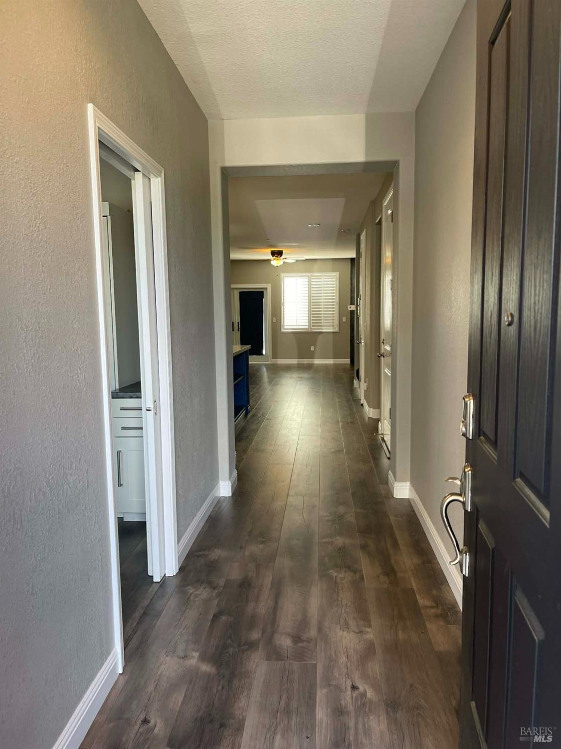 448 Cache Court Vacaville, CA 95688 - Photo 3 of 21