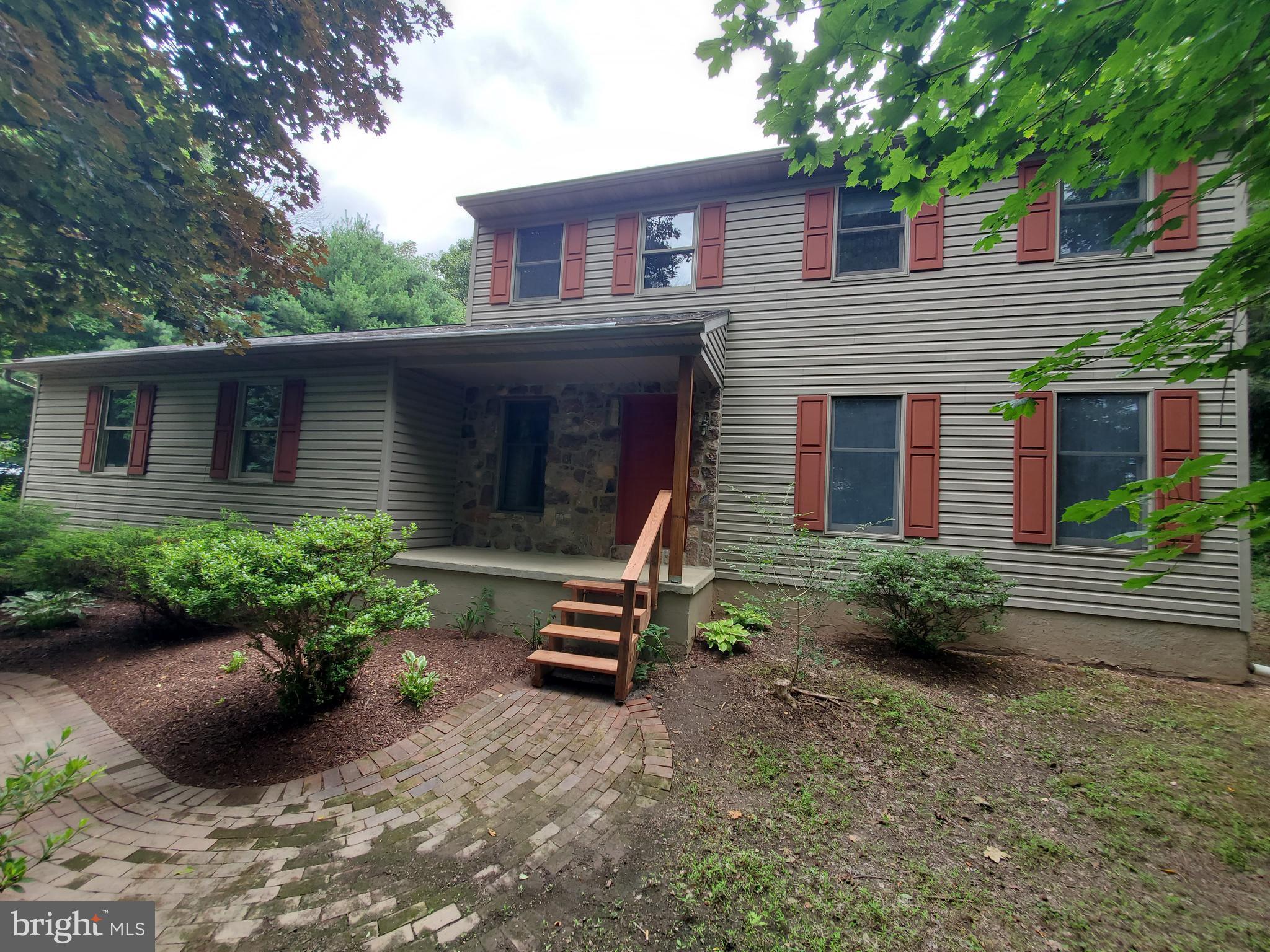 165 Henry Road Barto, PA 19504 - Photo 1 of 29 Gallery Image 1