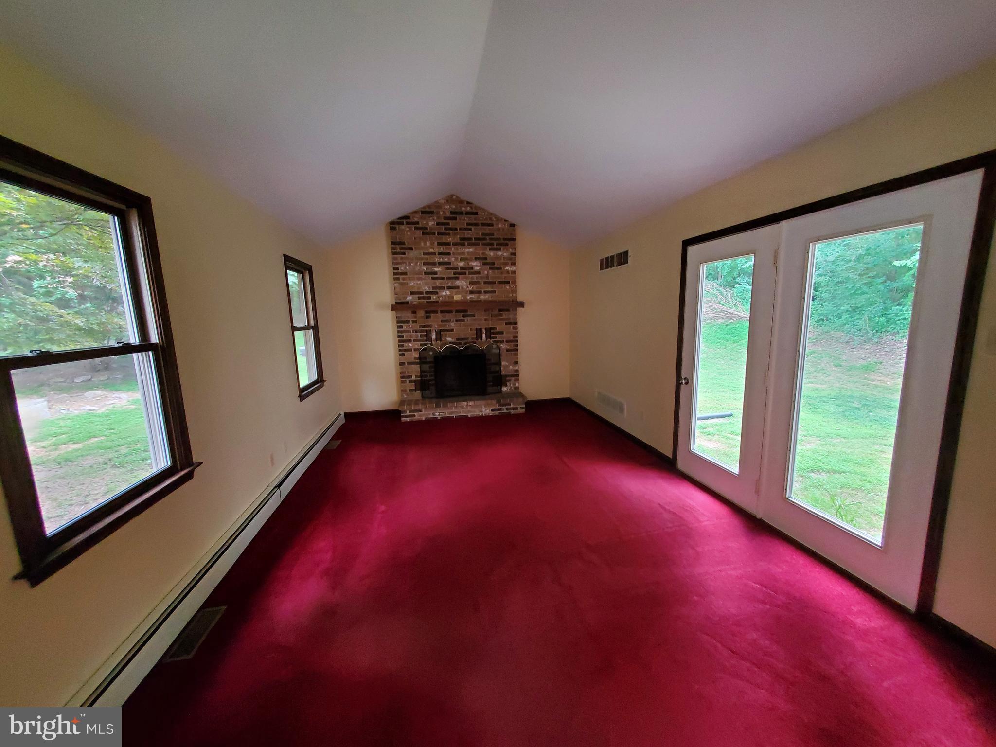 165 Henry Road Barto, PA 19504 - Photo 8 of 29 Gallery Image 8