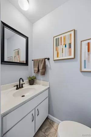 $225,000 | 2347 Albion Place, Unit A, St. Louis, MO 63104