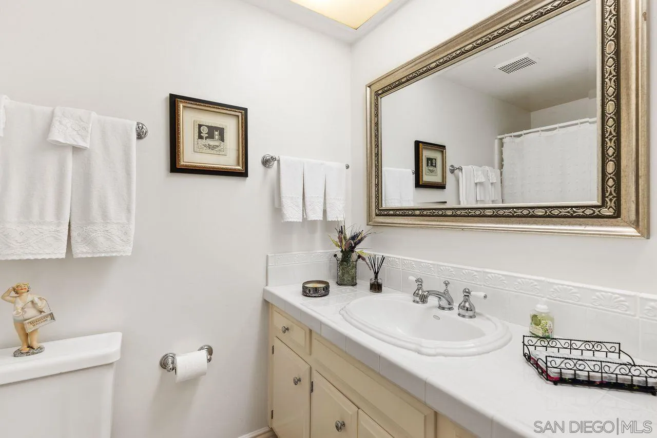 252 Cerro Street Encinitas, CA 92024 - Photo 21 of 30 Gallery Image 21