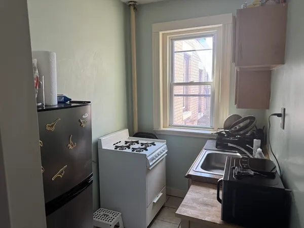 $314,900 | 1568 Commonwealth Avenue, Unit 12, Boston, MA 02135