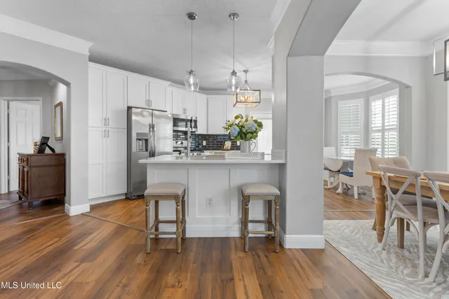 $294,900 | 2252 Beach Drive, Unit 606, Gulfport, MS 39507