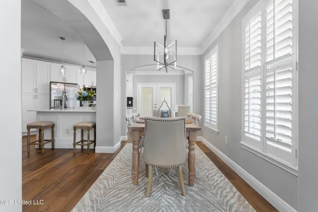 $294,900 | 2252 Beach Drive, Unit 606, Gulfport, MS 39507