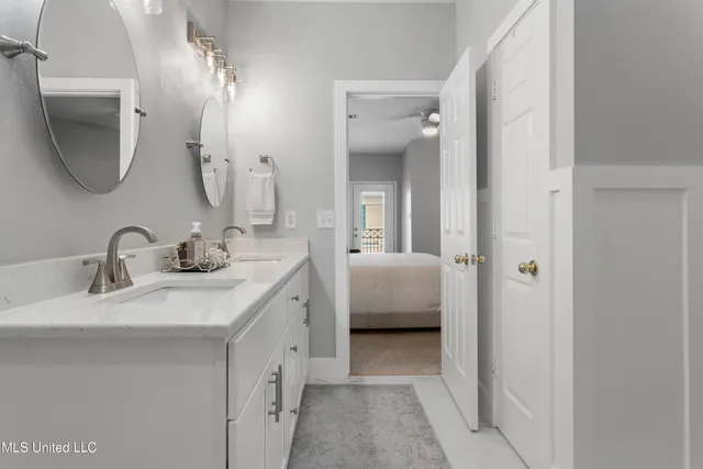 $294,900 | 2252 Beach Drive, Unit 606, Gulfport, MS 39507