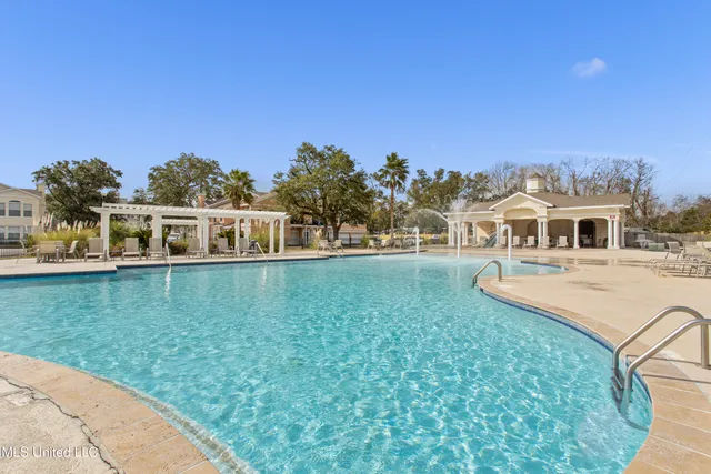 $294,900 | 2252 Beach Drive, Unit 606, Gulfport, MS 39507