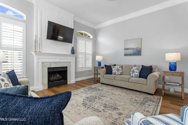 $294,900 | 2252 Beach Drive, Unit 606, Gulfport, MS 39507