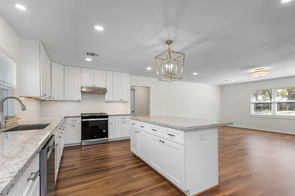 $2,700 | 10218 Moorberry Lane, Houston, TX 77043