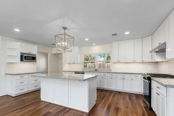 $2,700 | 10218 Moorberry Lane, Houston, TX 77043