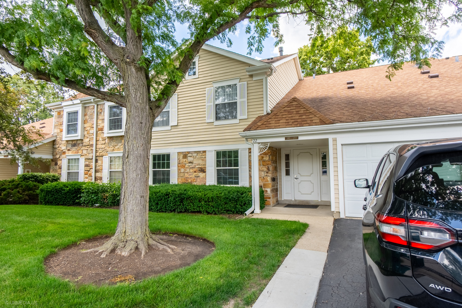 284 Appletree Court, Unit 284 Buffalo Grove, IL 60089 - Photo 1 of 1