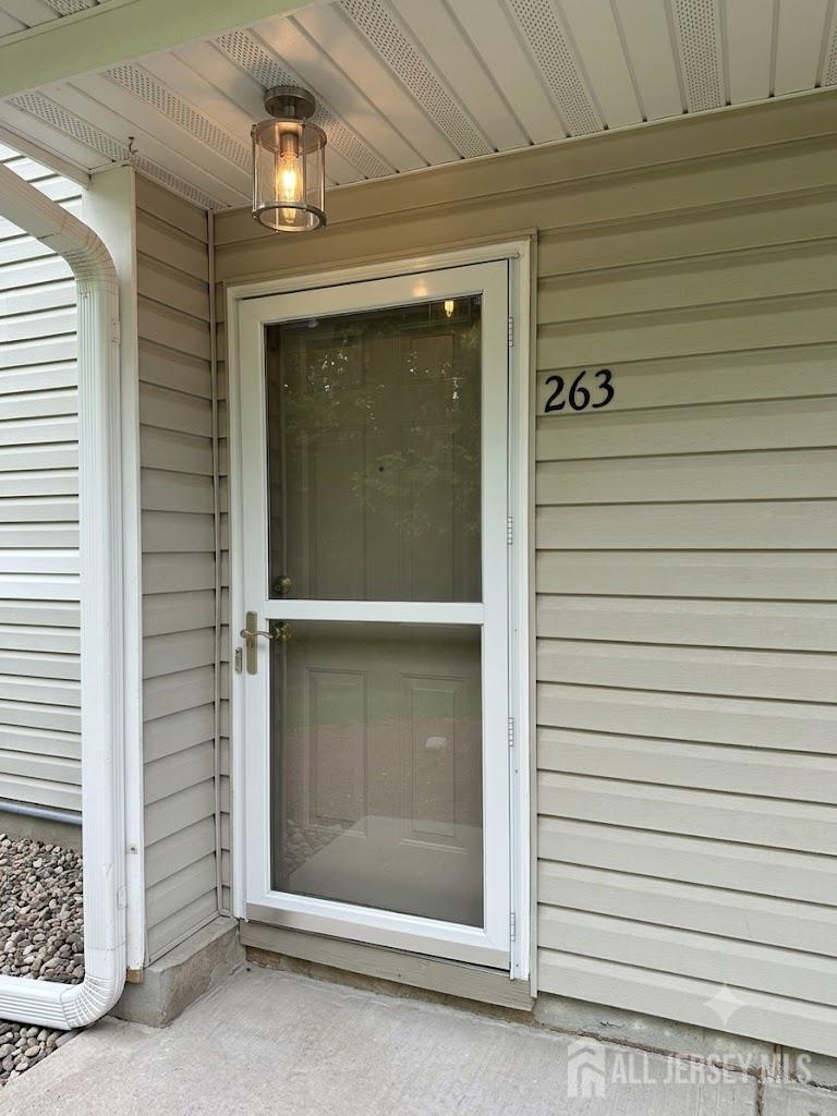 263 Prestwick Way Edison, NJ 08820 - Photo 1 of 18