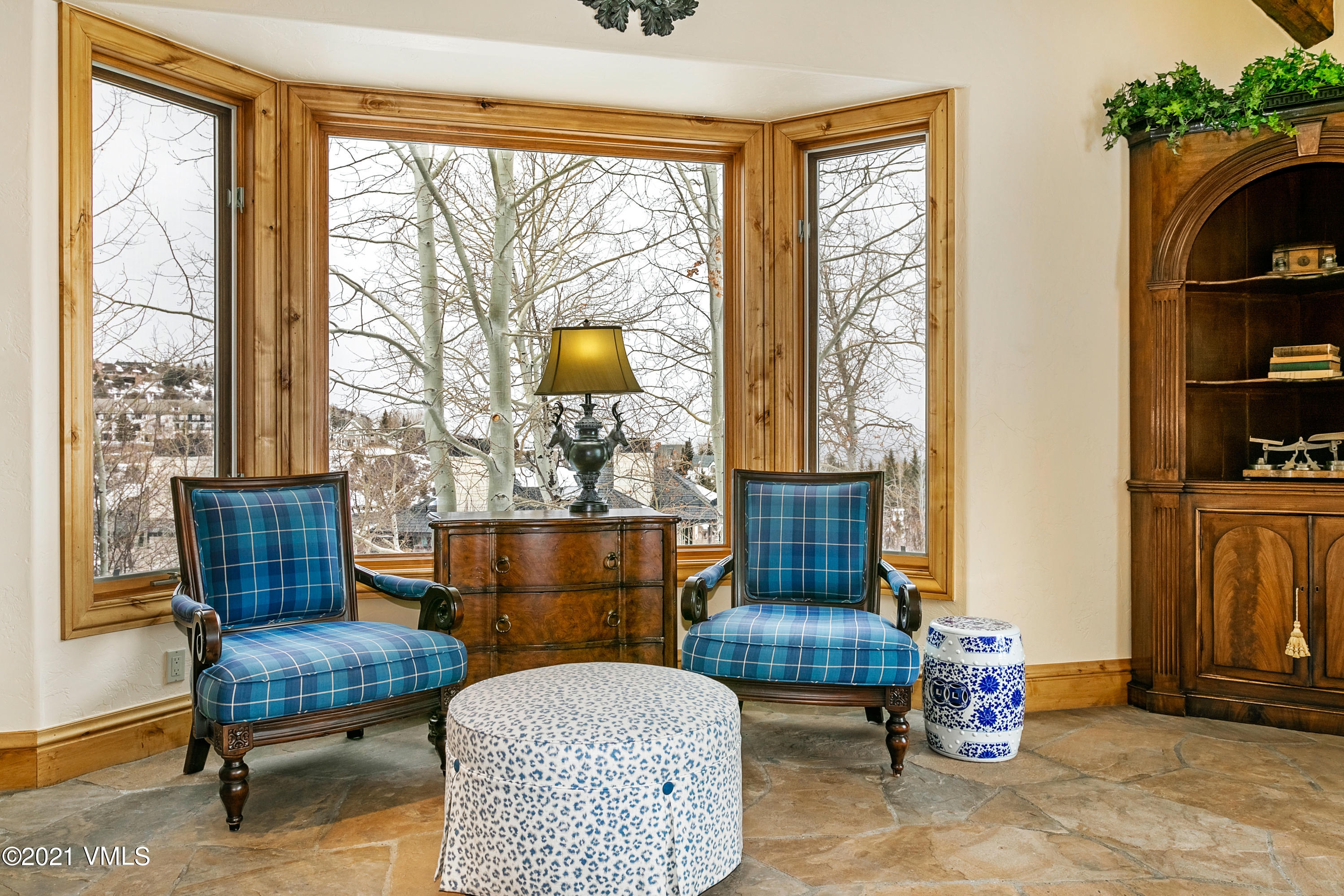 205 Granada Hill Road Edwards, CO 81632 - Photo 7 of 28 Enjoy the natural light