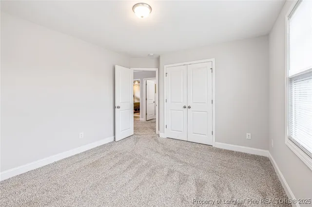 a picture of a black and white photo