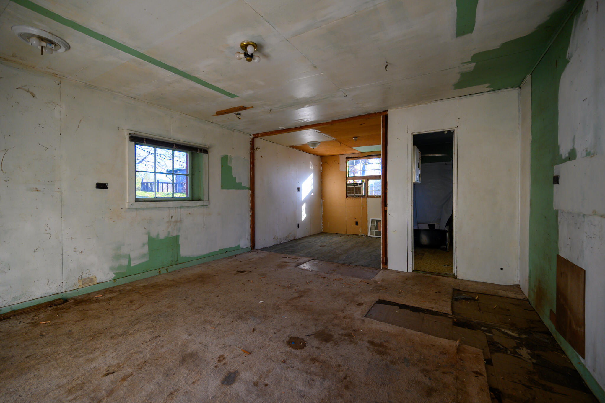 51-75 Hart Road Weaverville, CA 96093 - Photo 31 of 40 workshop w/bath