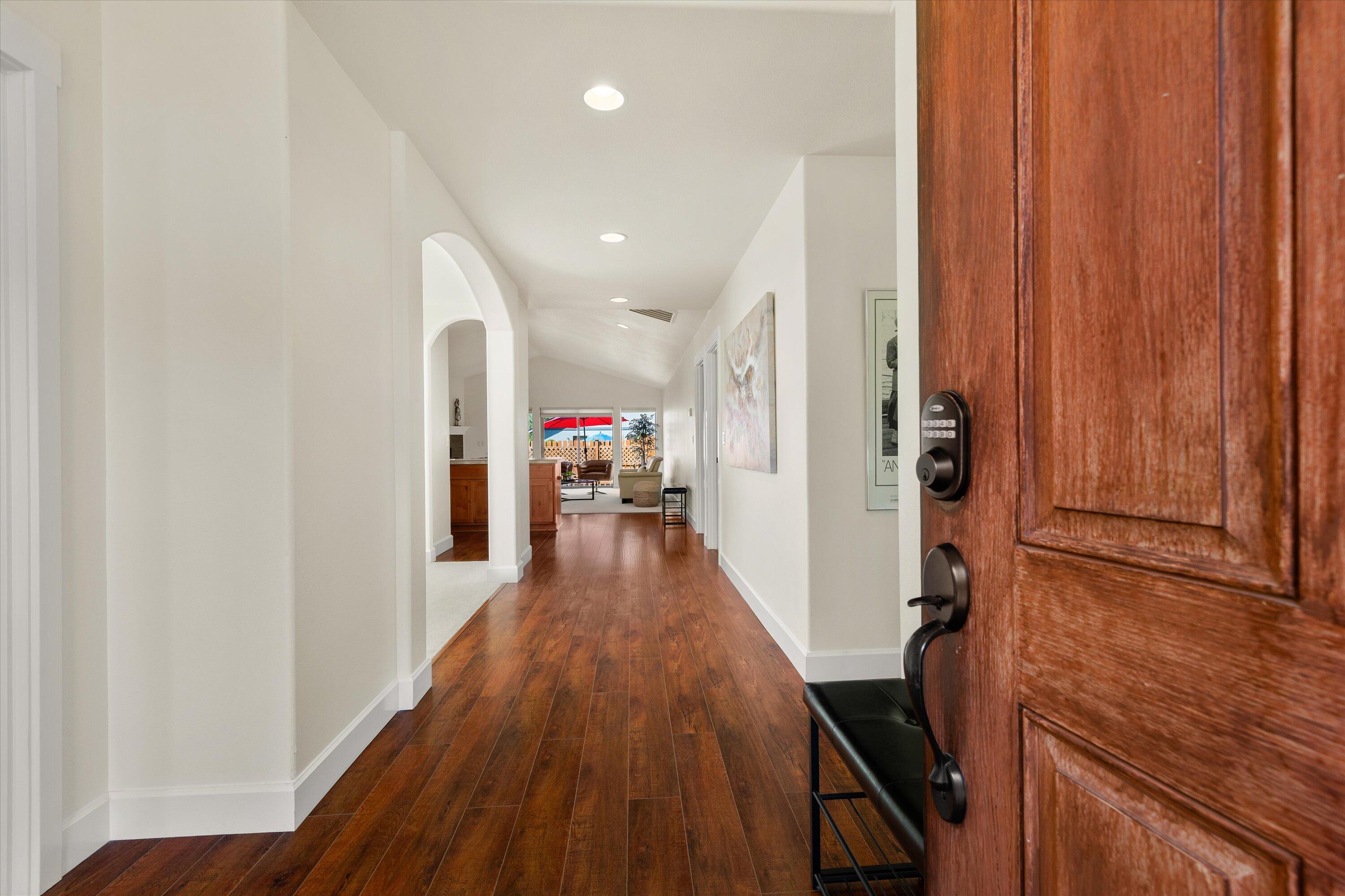 61705 Rigel Way Bend, OR 97702 - Photo 4 of 40 04-20250904 JILL ROSELL